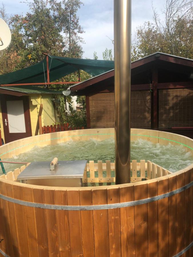 BalatonföldvárParos Fahaz公寓 外观 照片
