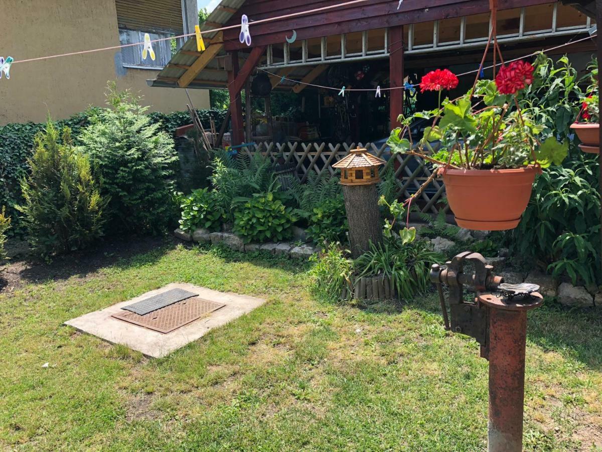 BalatonföldvárParos Fahaz公寓 外观 照片